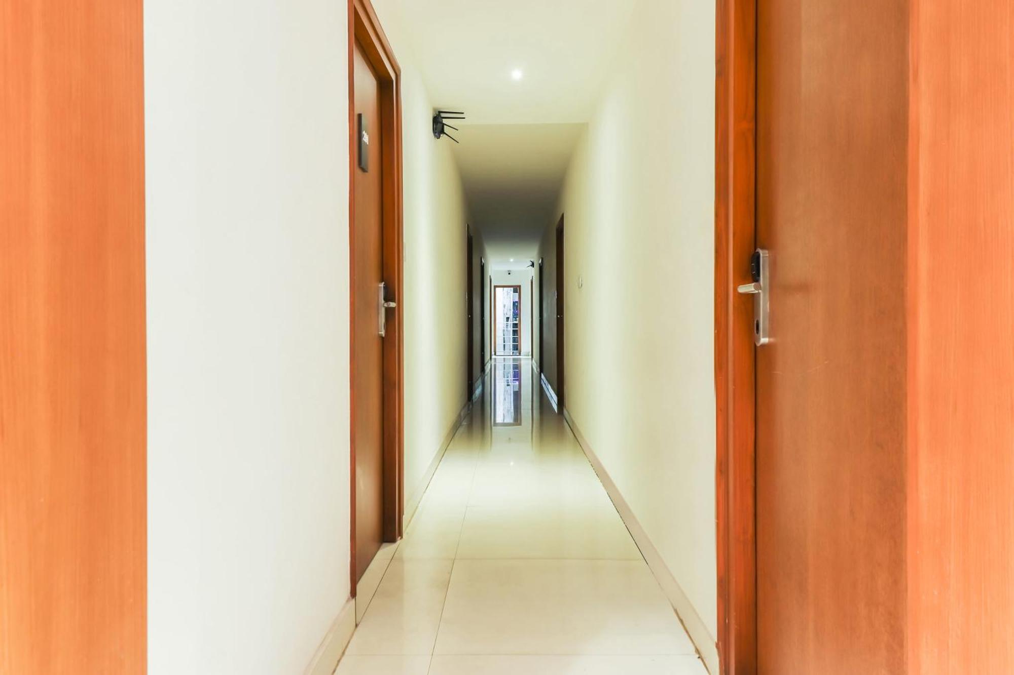 Hotel Super Townhouse Rcc Lamps Višákhapatnam Exteriér fotografie