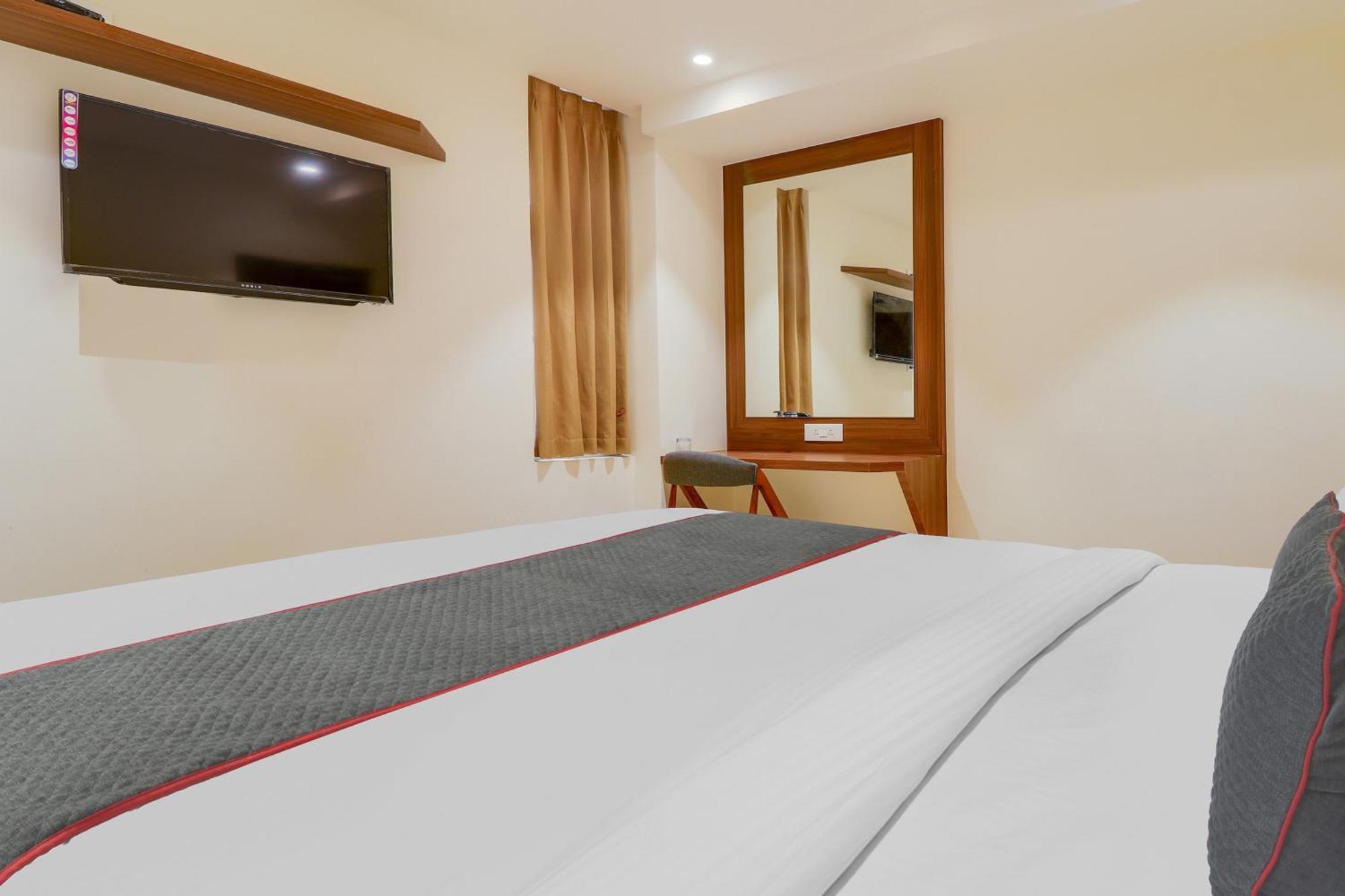 Hotel Super Townhouse Rcc Lamps Višákhapatnam Exteriér fotografie